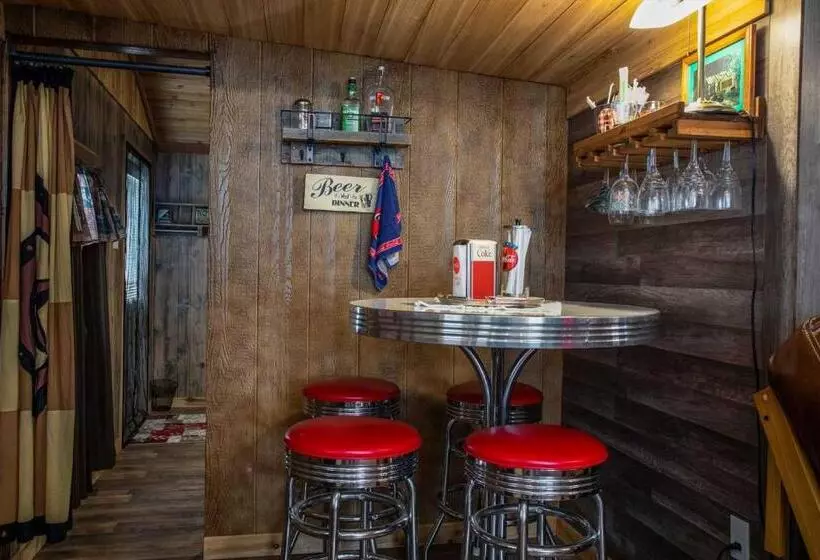 ペンション Rrr Cabin On The Medina