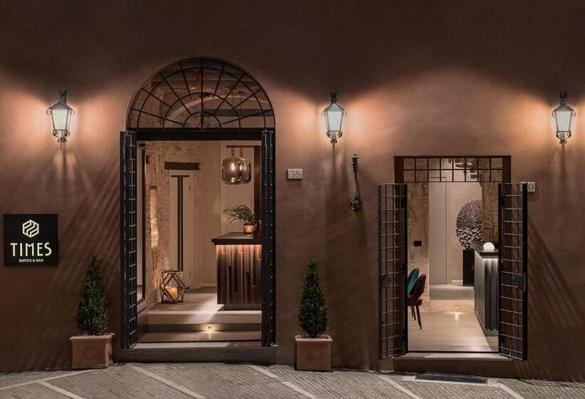 Pension (Hôtel basse catégorie) Times Suites