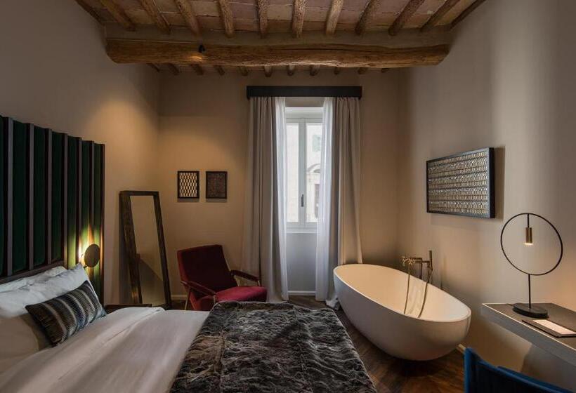 Pension (Hôtel basse catégorie) Times Suites