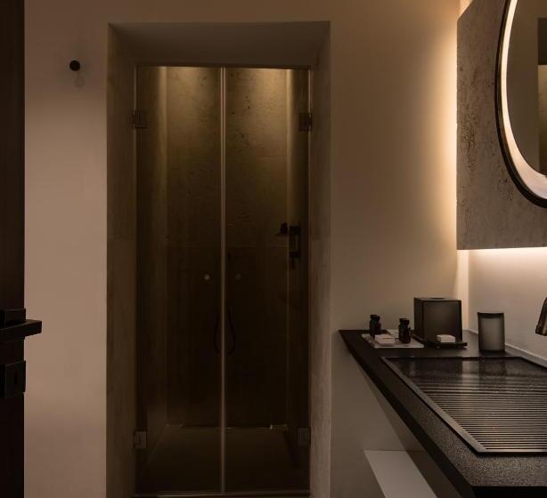 Pension (Hôtel basse catégorie) Times Suites