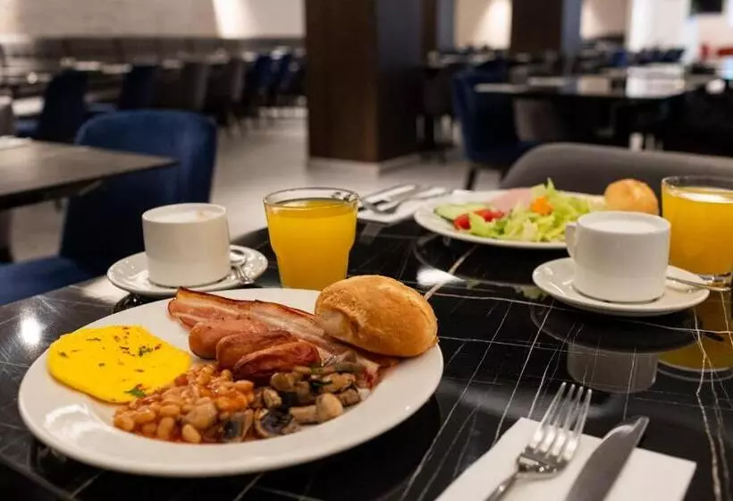Alavits Hotel By St Hotels