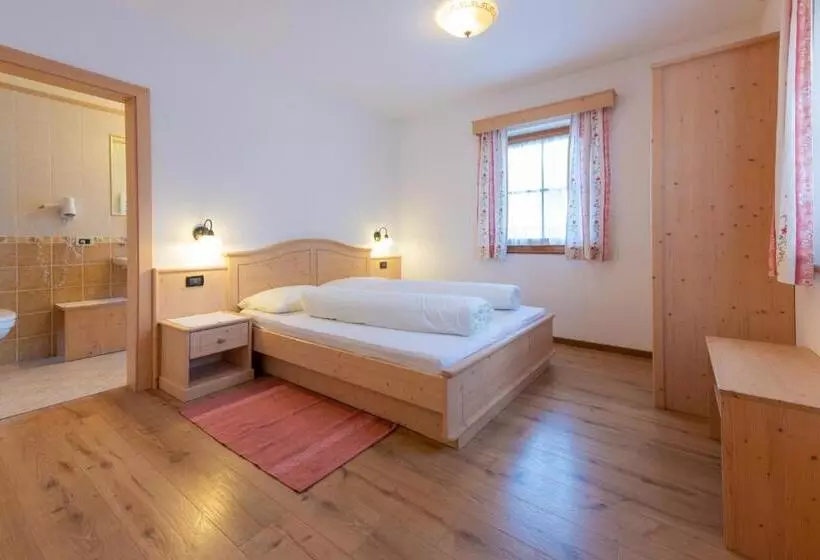 Apartments Ciasa Costisela