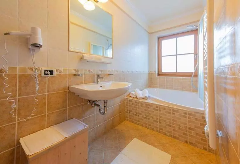 Apartments Ciasa Costisela