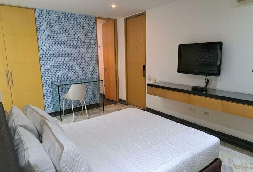 Aw Hotel Luxor Versalles