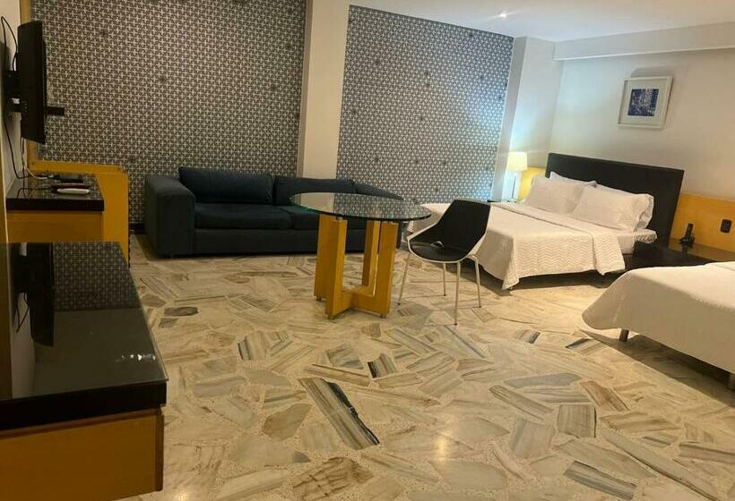 Aw Hotel Luxor Versalles