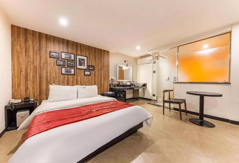 Boutique Hotel Xym