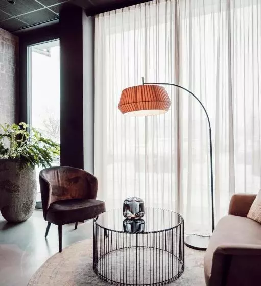 Hotelli Adebar Stadt