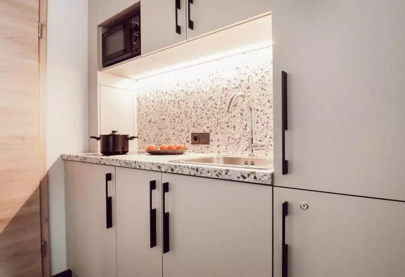 Hotelli Adebar Stadt