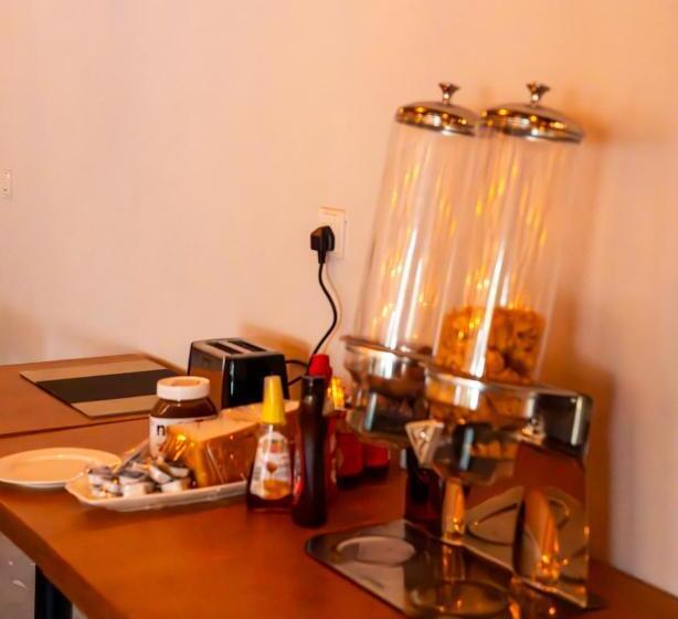 هتل Ahola Thoddoo, Maldives