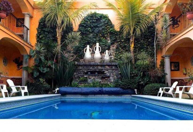 בית מלון כפרי Anturio Express