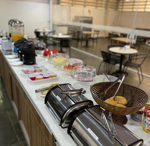 Отель Bravo Suites São Carlos