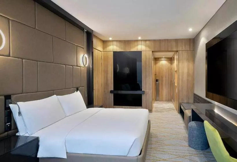 ホテル Holiday Inn & Suites Al Khobar, An Ihg
