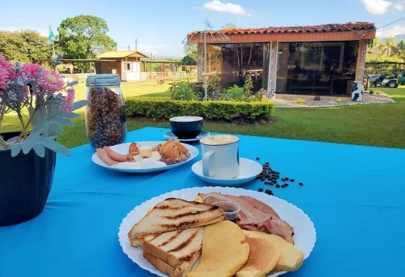 هتل Rancho Sofia