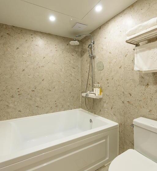 Отель The Grang Seogwipo