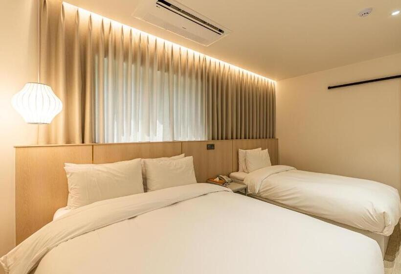 Отель The Grang Seogwipo