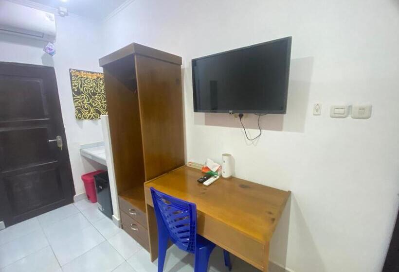 Отель Villa Matano Sorowako 2 Redpartner