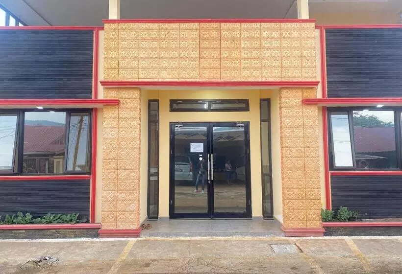 ホテル Villa Matano Sorowako 2 Redpartner