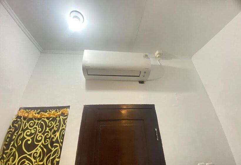 Отель Villa Matano Sorowako 2 Redpartner