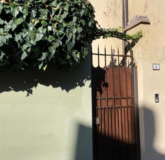 پانسیون Borgogna 14