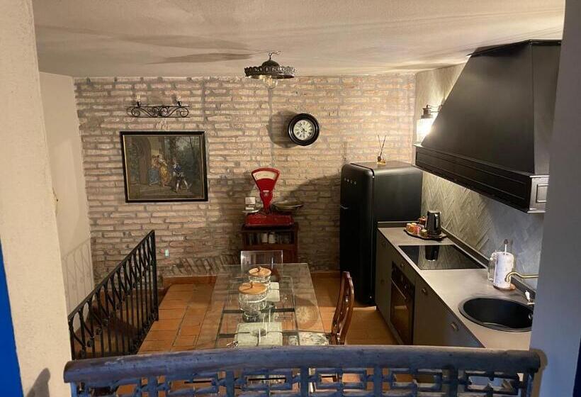 پانسیون Borgogna 14