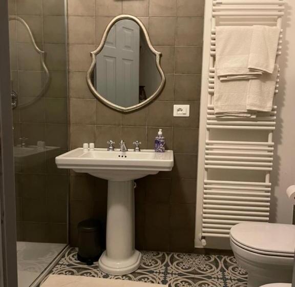 پانسیون Borgogna 14