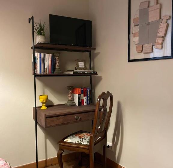 پانسیون Borgogna 14