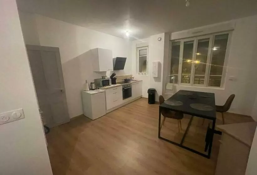 ペンション Duplex à Noyon