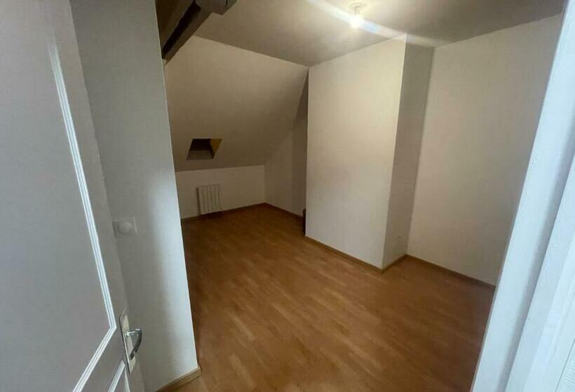 ペンション Duplex à Noyon