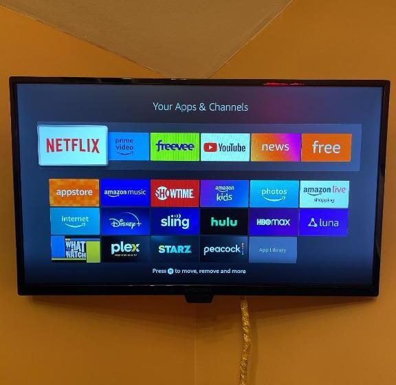 پانسیون Glamping Hollywood Hills   Luxury Tiny House