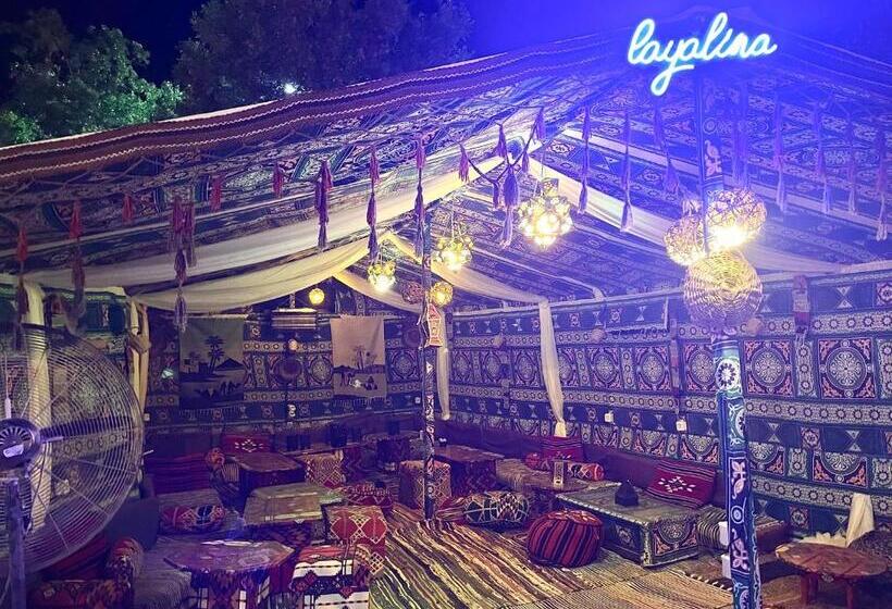 پانسیون Sea View House