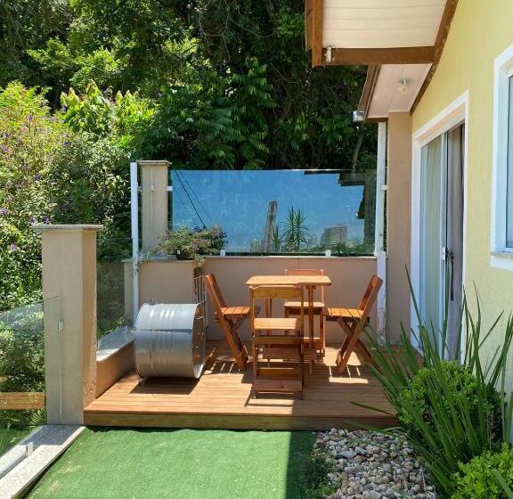 Пансион Studio Recanto Beach Itapema