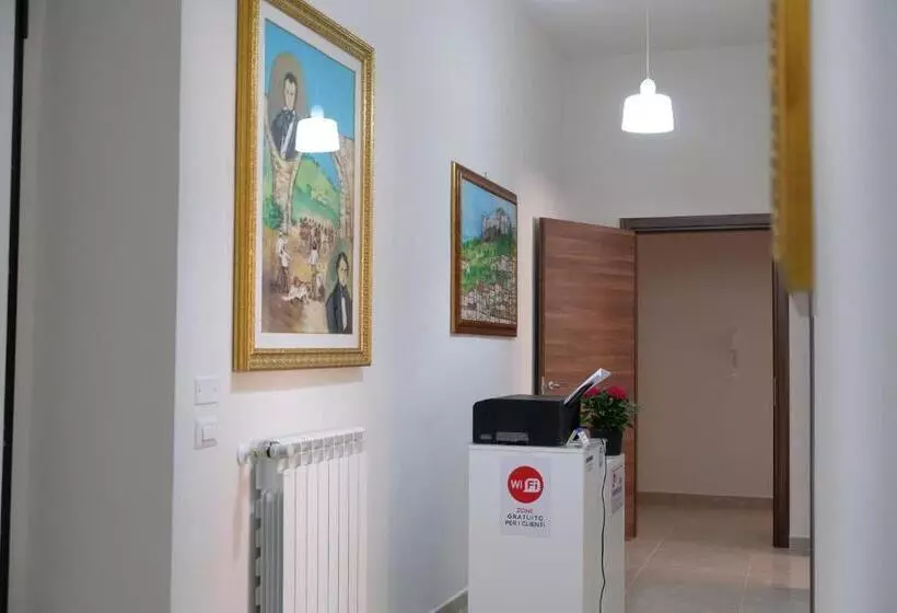 B&b Annunziata  Nel Centro Di Cosenza,vicino All  Ospedale Civile Dell Annunziata E Alla Clinica Sca