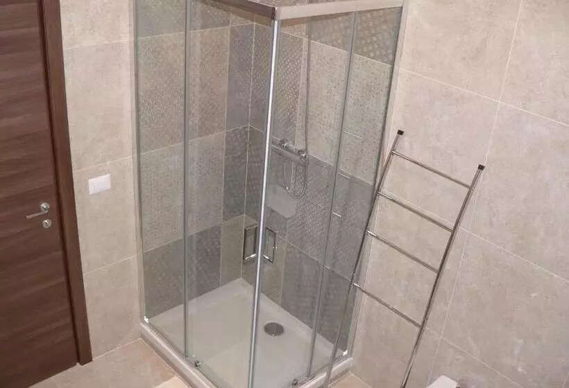 B&b Annunziata  Nel Centro Di Cosenza,vicino All  Ospedale Civile Dell Annunziata E Alla Clinica Sca