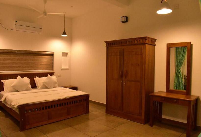 Bed and Breakfast Asthamaya Beach