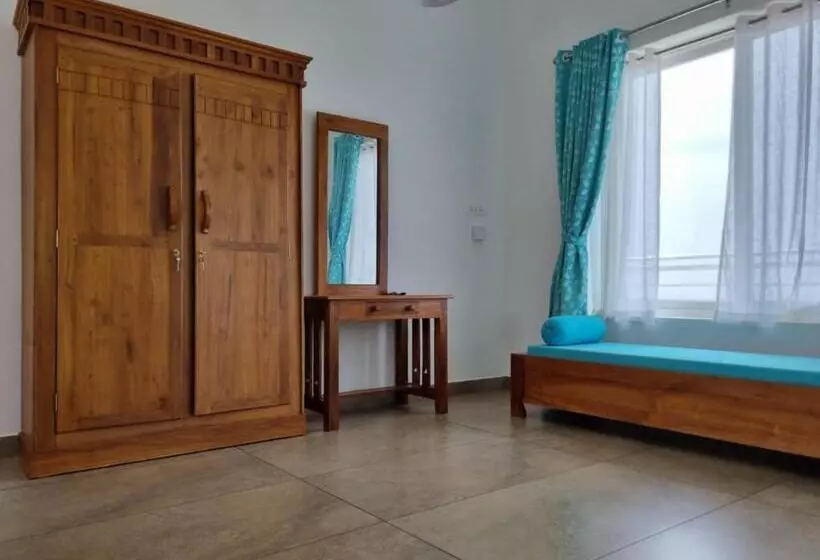 ベッドアンドブレックファースト Asthamaya Beach