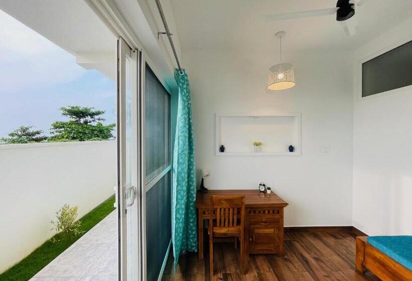 Bed and Breakfast Asthamaya Beach