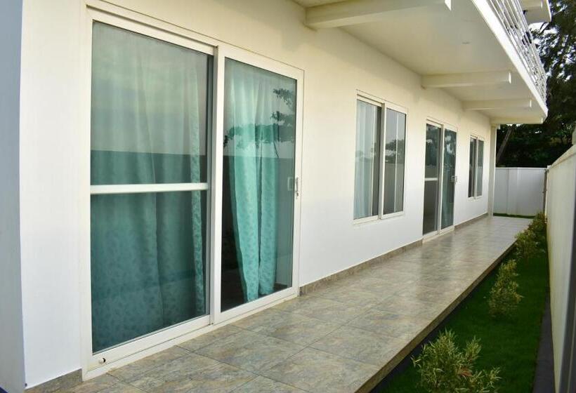 Bed and Breakfast Asthamaya Beach