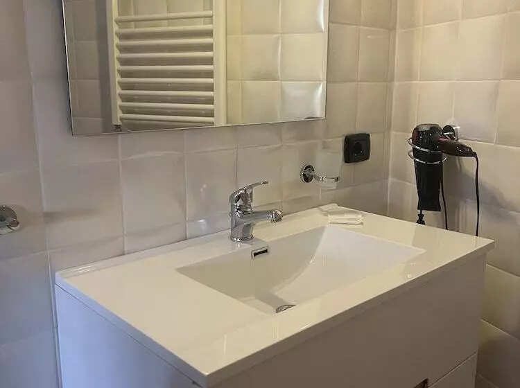 تختخواب و صبحانه Vanvitelli Home