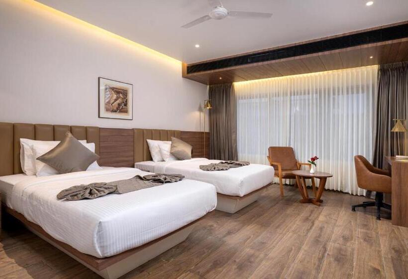 호텔 Crystal Suites