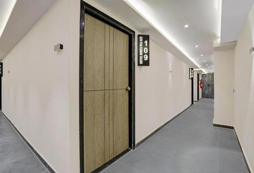 ホテル Shree Palace