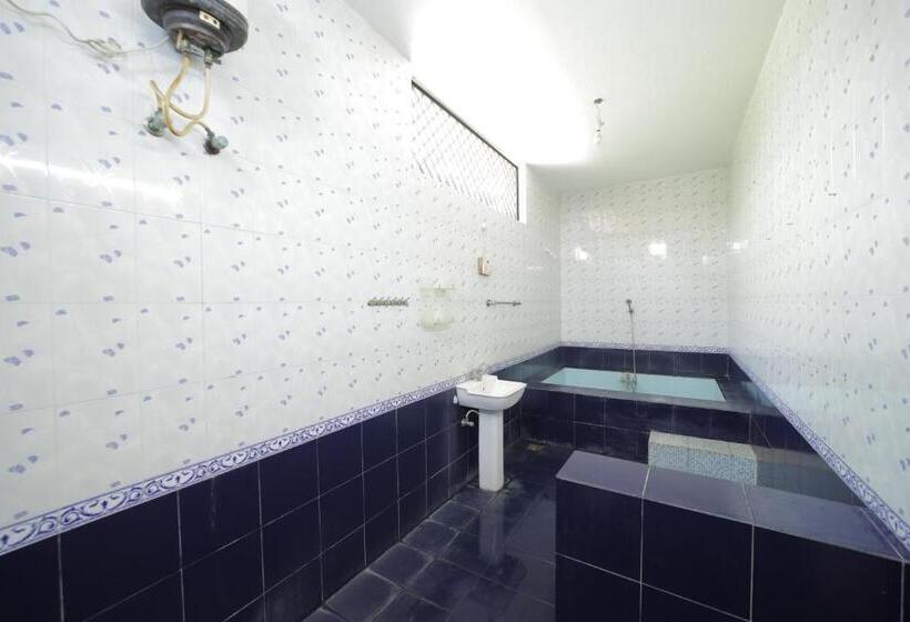 Hotel Karthik Residence