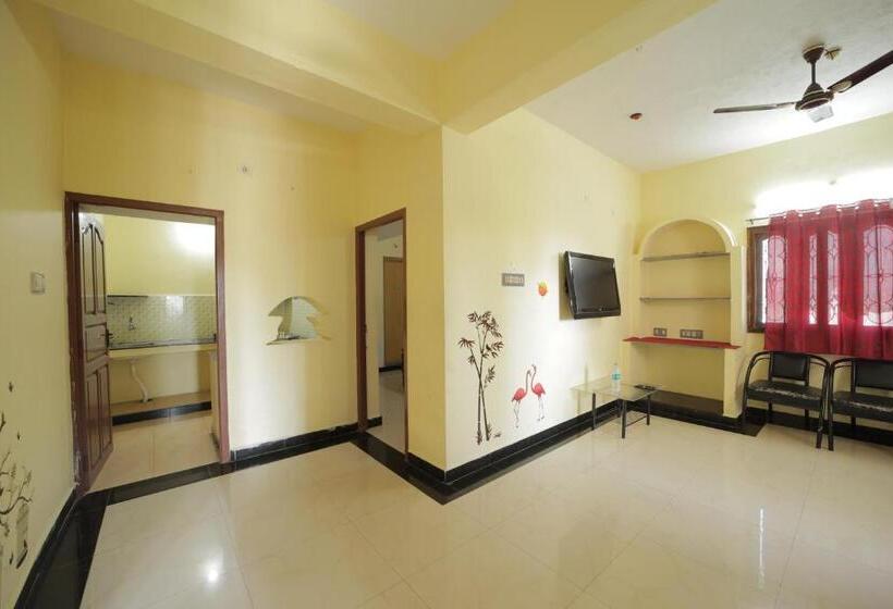 Hotel Karthik Residence
