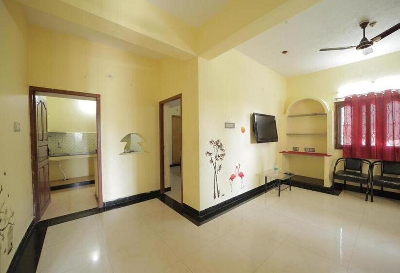 Hotel Karthik Residence