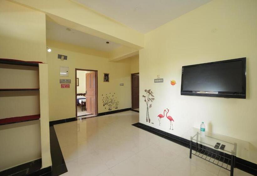 Hotel Karthik Residence