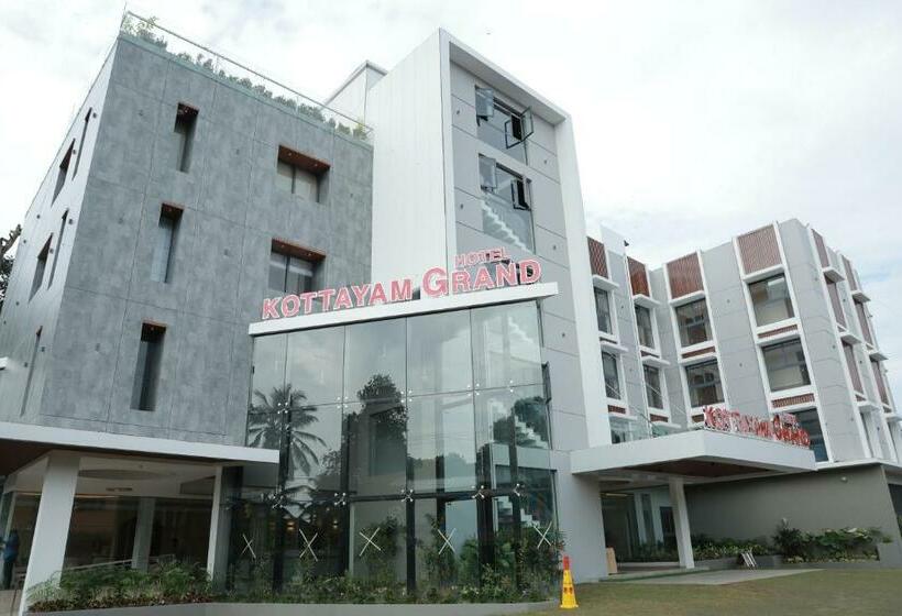 فندق Kottayam Grand