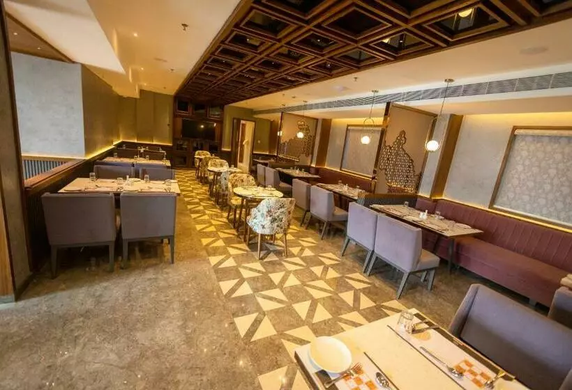 ホテル Kottayam Grand