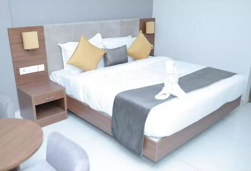 ホテル Kottayam Grand