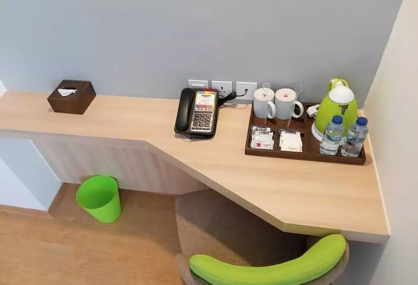 Maxonehotels At Jayapura