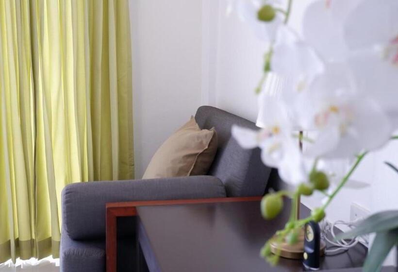 בית מלון כפרי Nara Residence Trang