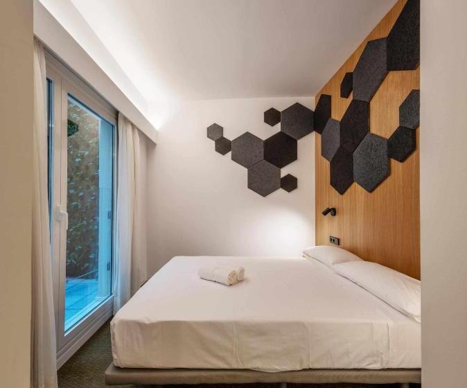 هتل Nature By Raidom